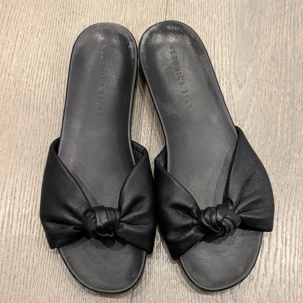 Veronica Beard Black Leather Slide Sandals